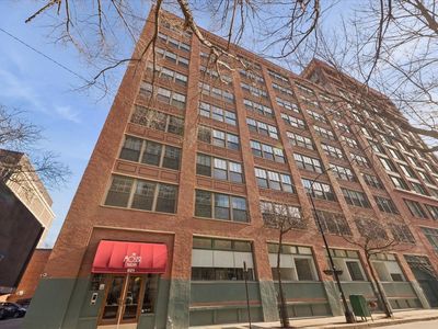 621 S Plymouth Ct APT 204