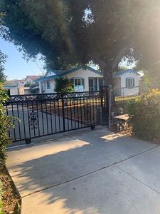 1010 El Sur Ave