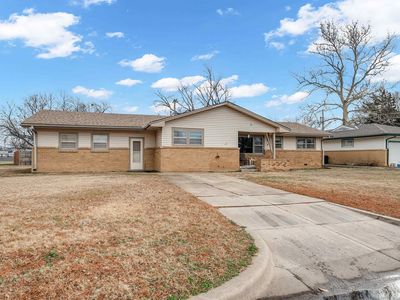 3102 S Martinson Ave