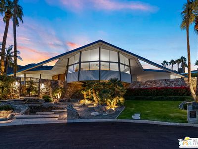 1350 Ladera Cir