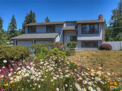 525 E 160th Street