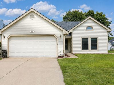 Property at 5945 Village Cir, Johnston, IA
