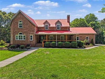 3190 Macbrandon Ln