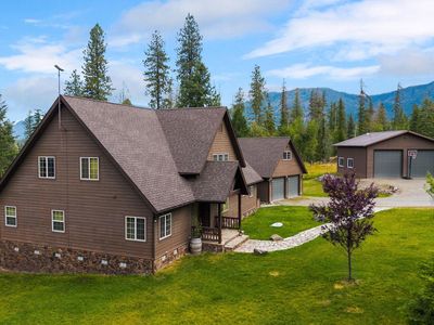235 Kiebert Loop