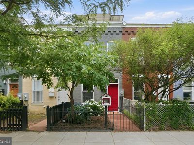 1521 Independence Ave SE