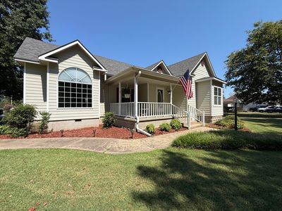 102 E Conner Ave