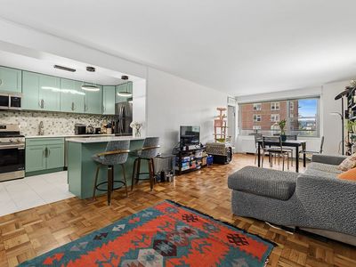 2500 Johnson Ave APT 4K