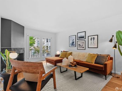 50 Collingwood St