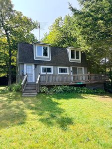 563 Lakeview Road
