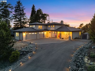 1196 Southridge Way