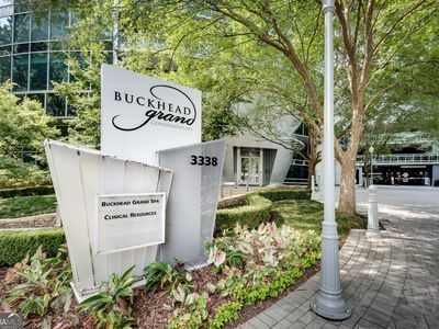 3338 Peachtree Rd NE APT 2402
