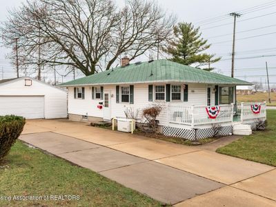 5019 Devonshire Ave