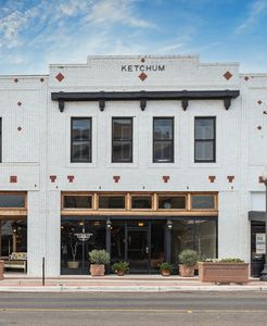 108 W Washington Ave