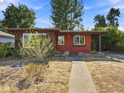 Property at 68 Water St, Bay Point, CA