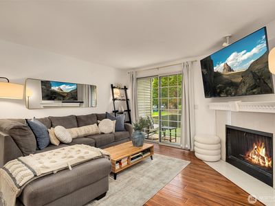 215 9th Street #D102