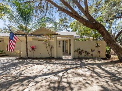 110 Parkside Colony Dr