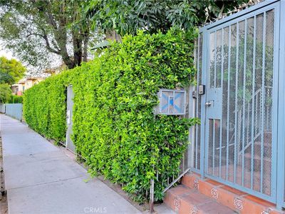 8221 Langdon Ave Unit 103