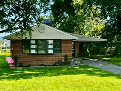 Property at 1010 W Chester Ave, Middlesboro, KY