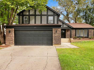 62 E Fox Hill Dr