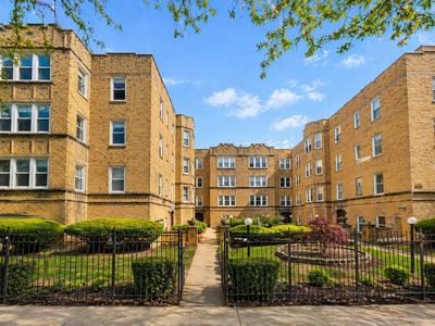 6312 N Richmond St APT 2B