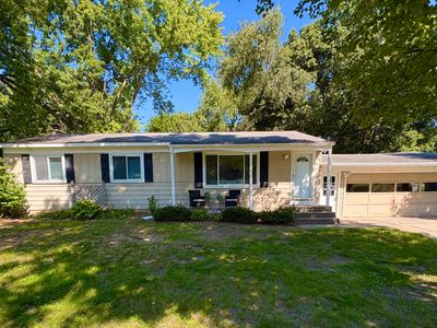 11141 Woodbushe Dr SE