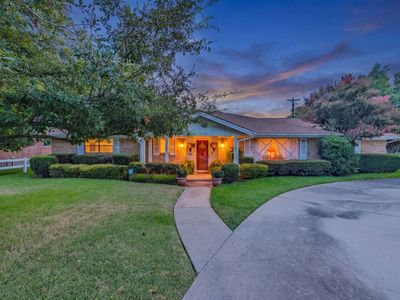 6400 Chapman Dr