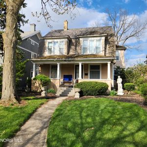 1206 S Main St