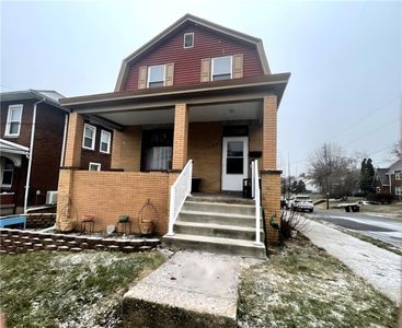 229 Hutchinson Ave