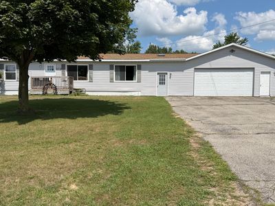 Property at 275 W 136th St, Grant, MI