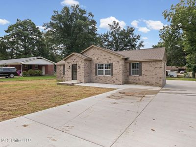 709 Coleman Ave