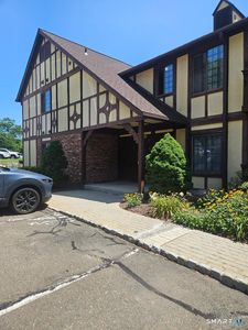 27 Canterbury Road #27
