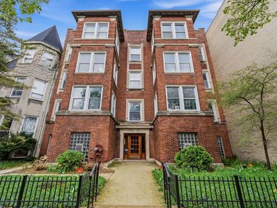 5528 S Blackstone Ave #1S