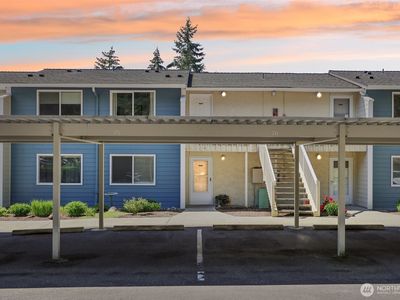 9484 Redmond-Woodinville Rd. NE #C204