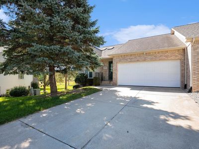 6101 Steeplechase Dr