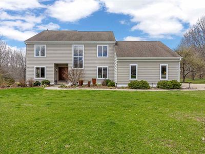 4635 Running Deer Ct NE