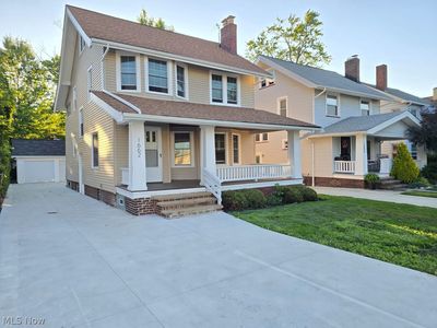 1662 Woodward Ave
