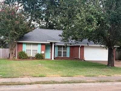 212 Cherrybark Ln