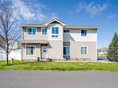 1481 SW Arrowleaf Ln