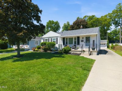 5143 Sheila Dr