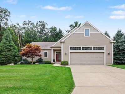 2077 W Glen Ct