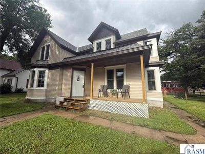 212 N Murphy St