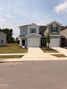 2046 Oakdale Dr