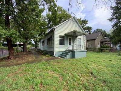506 Vine St