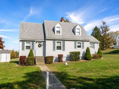 Property at 139 Holly Pl, Mount Pleasant, PA