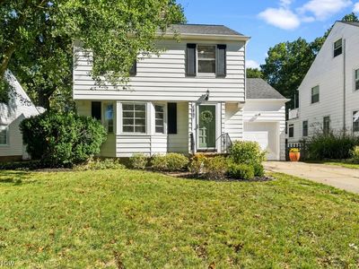 1867 Oakmount Rd