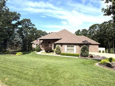 120 Bethpage Court