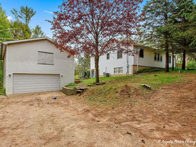 27580 W Brandenburg Rd