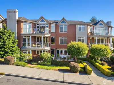 530 Walnut Street #100