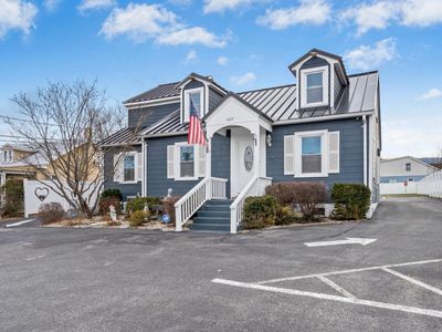 1315 W Washington St