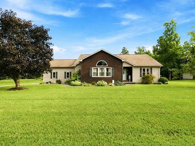 106 Standau Rd
